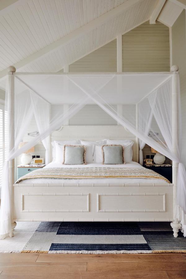 Soho Beach House Canouan Charlestown Exterior photo